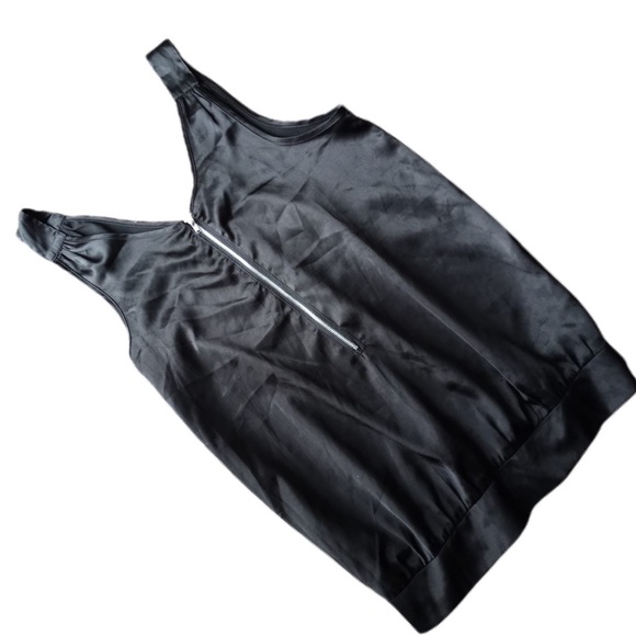 THANX COLLECTION Black Satin Zip Sleeveless Blouse - Picture 1 of 5